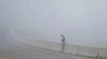 تحذير الأرصاد: شبورة مائية كثيفة تعيق الطرق السريعة والمفتوحة